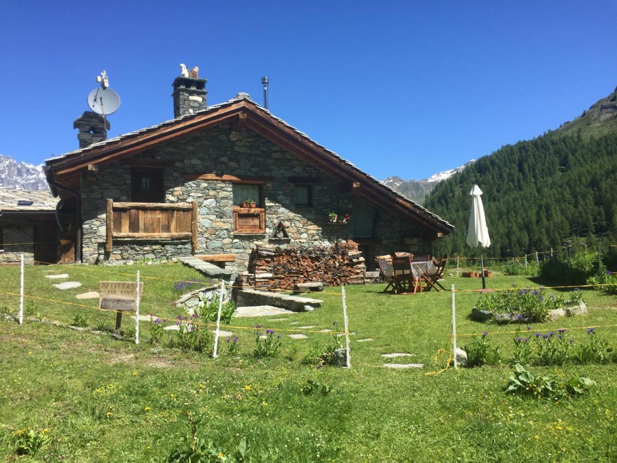 Chalet Gorret Cheneil วัลตูร์นอนช์ ภายนอก รูปภาพ